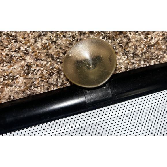 Eddie Bauer Sunshade Car Window Roller Shade  (2) - Picture 2 of 3